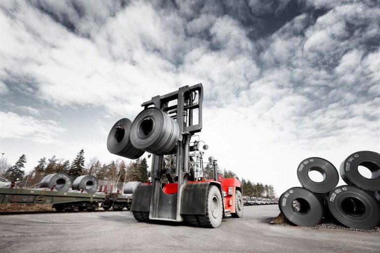 terästä Cargotecille