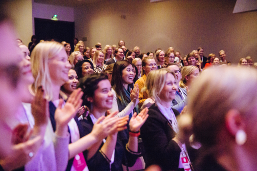 Women in Tech Forum 2019: people clapping